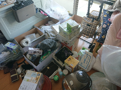 奈良県奈良市、不用品回収、買取り作業